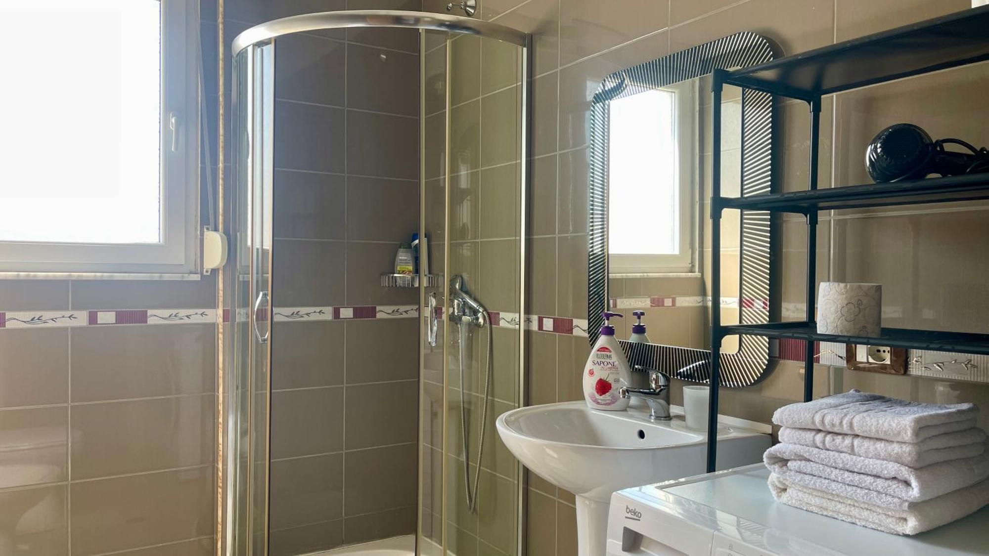 21° Bs Pazari City Center Comfort Appartement Tirana Buitenkant foto